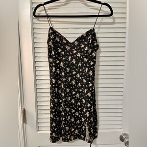 Mini floral dress. Never worn. Tag-less